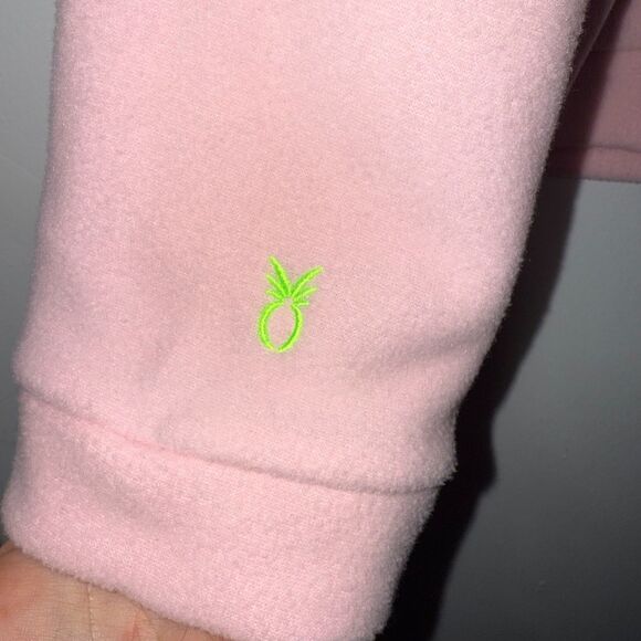 Tuckernuck Dudley Stephens Scalloped Ruffle Trim In Vello Fleece - Pale Pink XXL - Picture 3 of 5